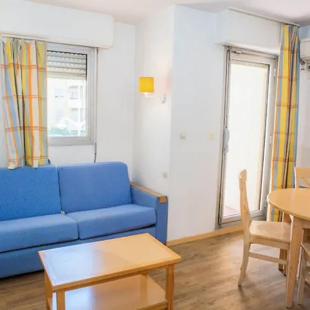 Promenade Des Bains - Maeva - 4 Personnes - Confort Mae-2294 * Saint-Raphael (Var)